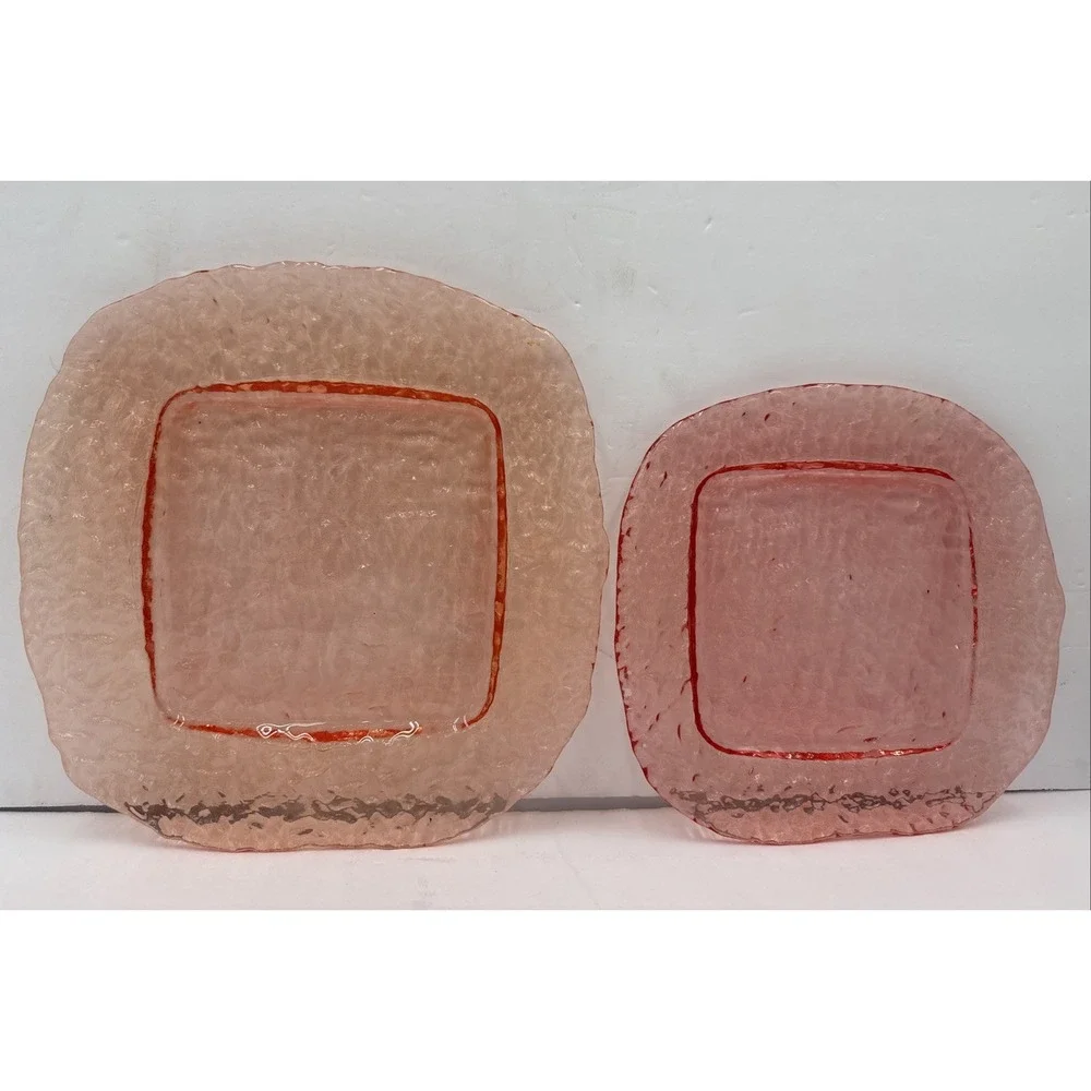 Vtg Set of 2 Pier‎ 1 Pink Glass Pebbled Square Salad Dessert Plates